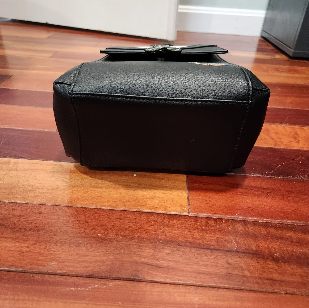 NWOTs Danielle Nicole x Harry Potter Slytherin Mini Backpack - Picture 2 of 4